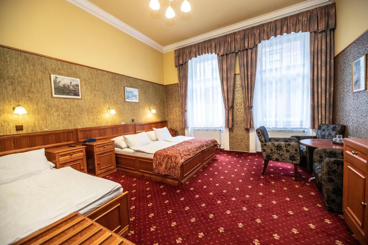 Old Prague Hotel Ngoại thất bức ảnh