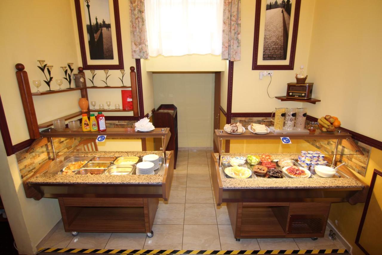 Old Prague Hotel Ngoại thất bức ảnh