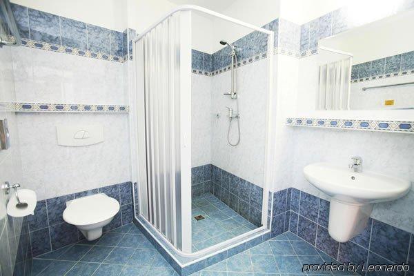 Old Prague Hotel Phòng bức ảnh