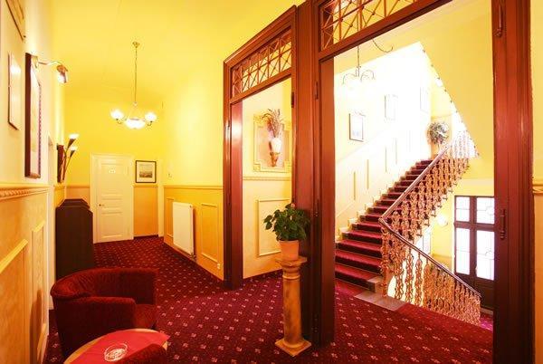 Old Prague Hotel Ngoại thất bức ảnh